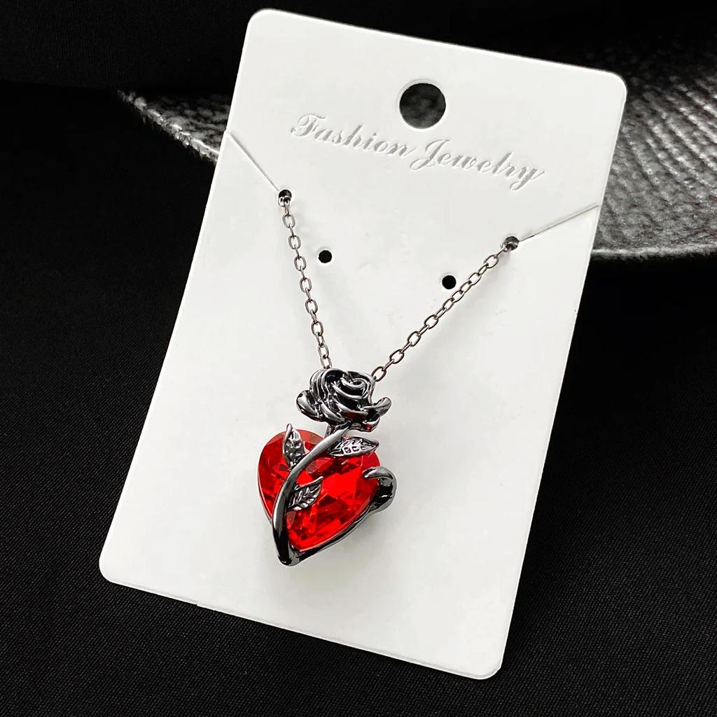 Gotische Rosenrote Liebeskette Damen Y2K Grunge Schmuck Zarter Silberfarbton Blutiger Menschlicher Herzanhänger Personalisierte Geschenke