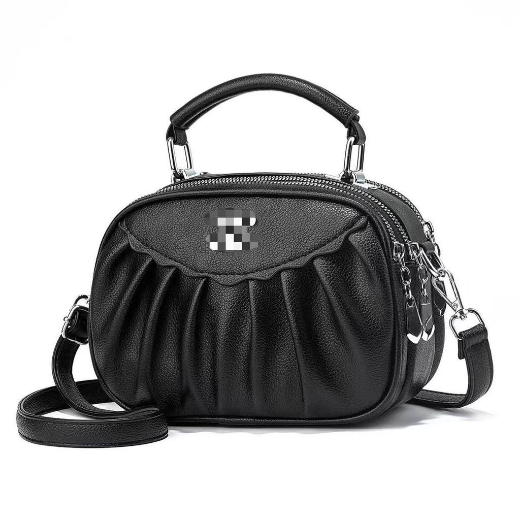 Trendy Hong Kong Portable Women's Sling Phone Bag Featuring Elegant Chain Details