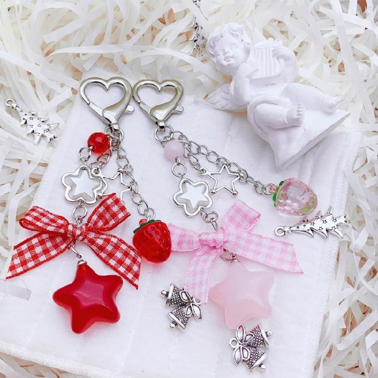 Adorable Strawberry Bowknot Key Rings Unique Strawberry Bowknot Handbag Charm Sturdy Keychain for Fashionable Girls
