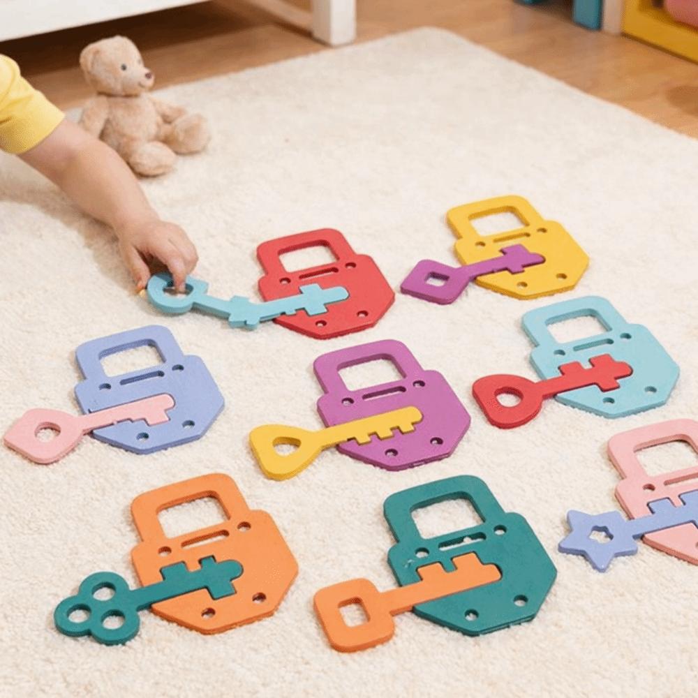 Wooden Locks Keys Montessori Educational Toy Fine Motor Skills Training Toy  Parish Activities