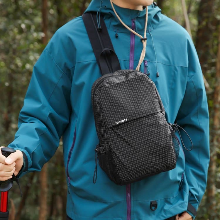Outdoor lightweight checked nylon crossbody chest bag