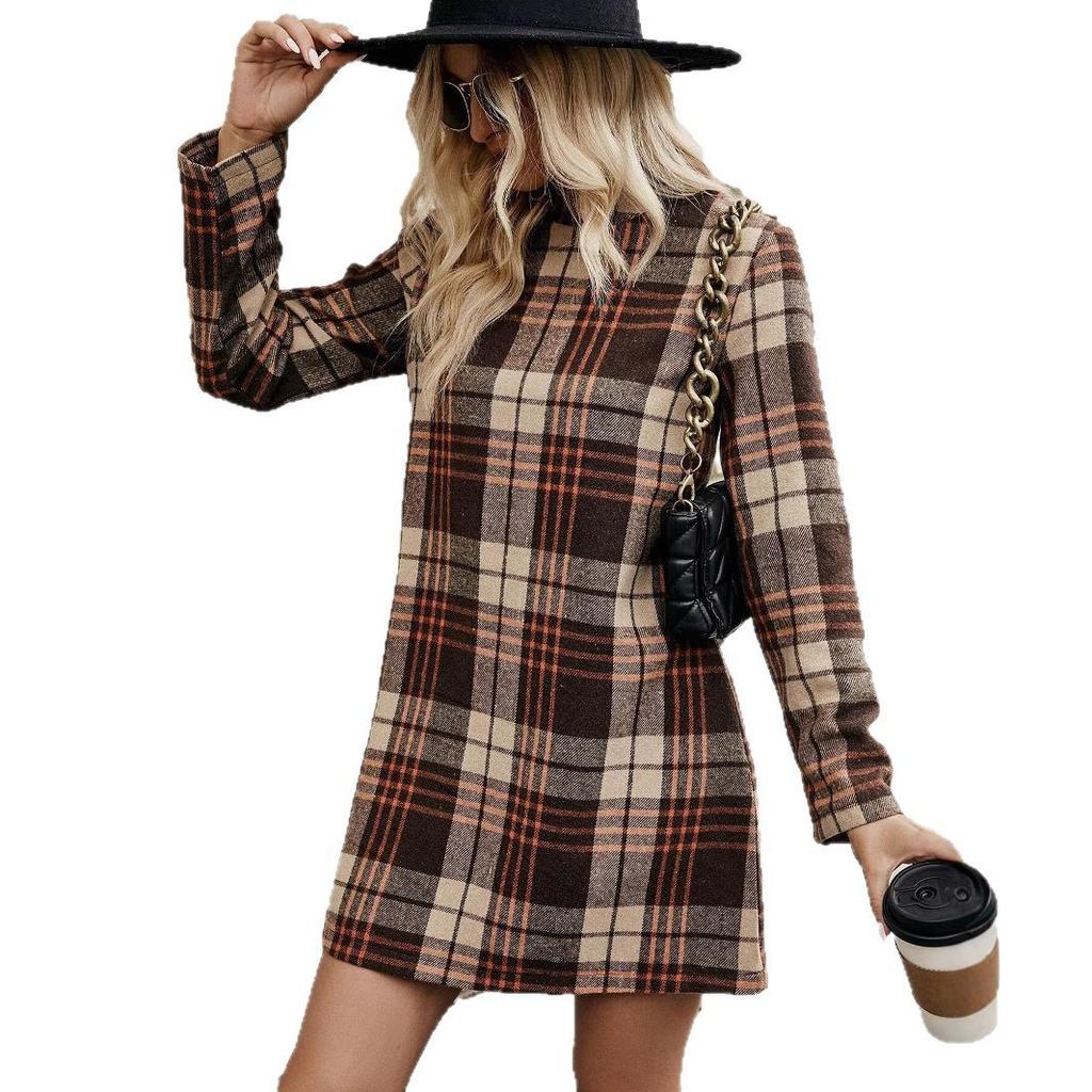 Summer Long-sleeved Plaid Dress for Women with Elegant Plaid