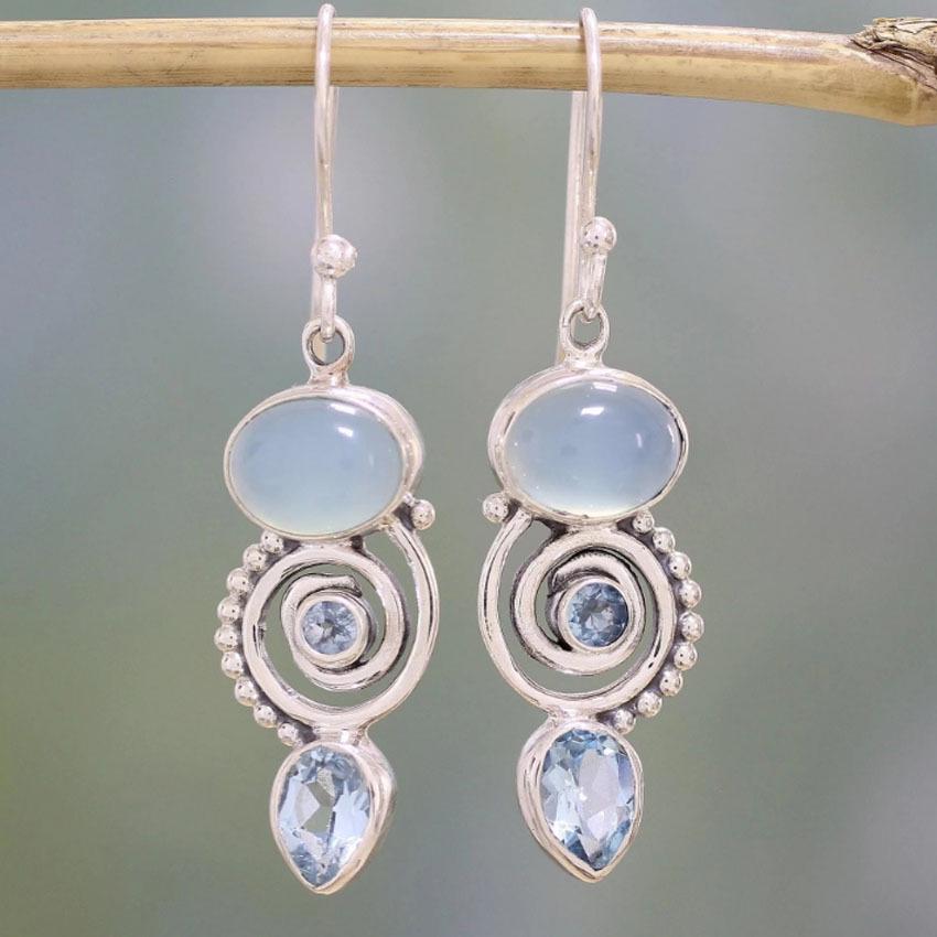 

Inlaid Topaz Rotating European Water Drop Earrings for Women