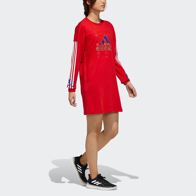 Adidas Cny Mikinové šaty se sportovním potiskem Dámské šaty Červené GQ8842