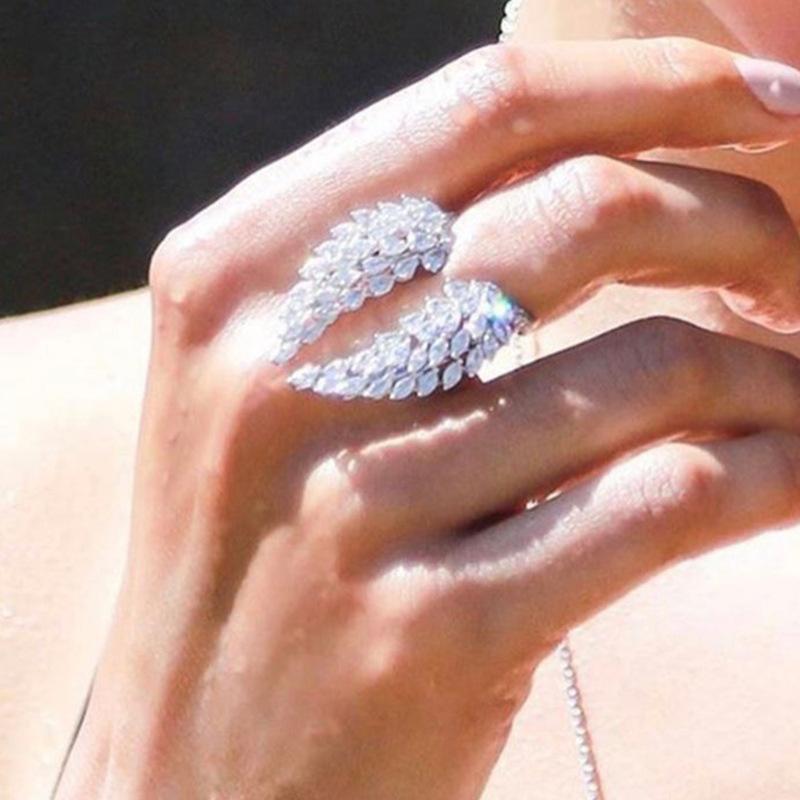 Korean version of the new women's open ring, full diamond zircon wings adjustable ring, fashion charm ring