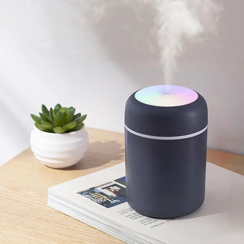 Multi-Function Car-Mounted Ultrasonic Humidifier with RGB Ambient Lighting and 300ml Aromatherapy Diffuser for Compact Spaces