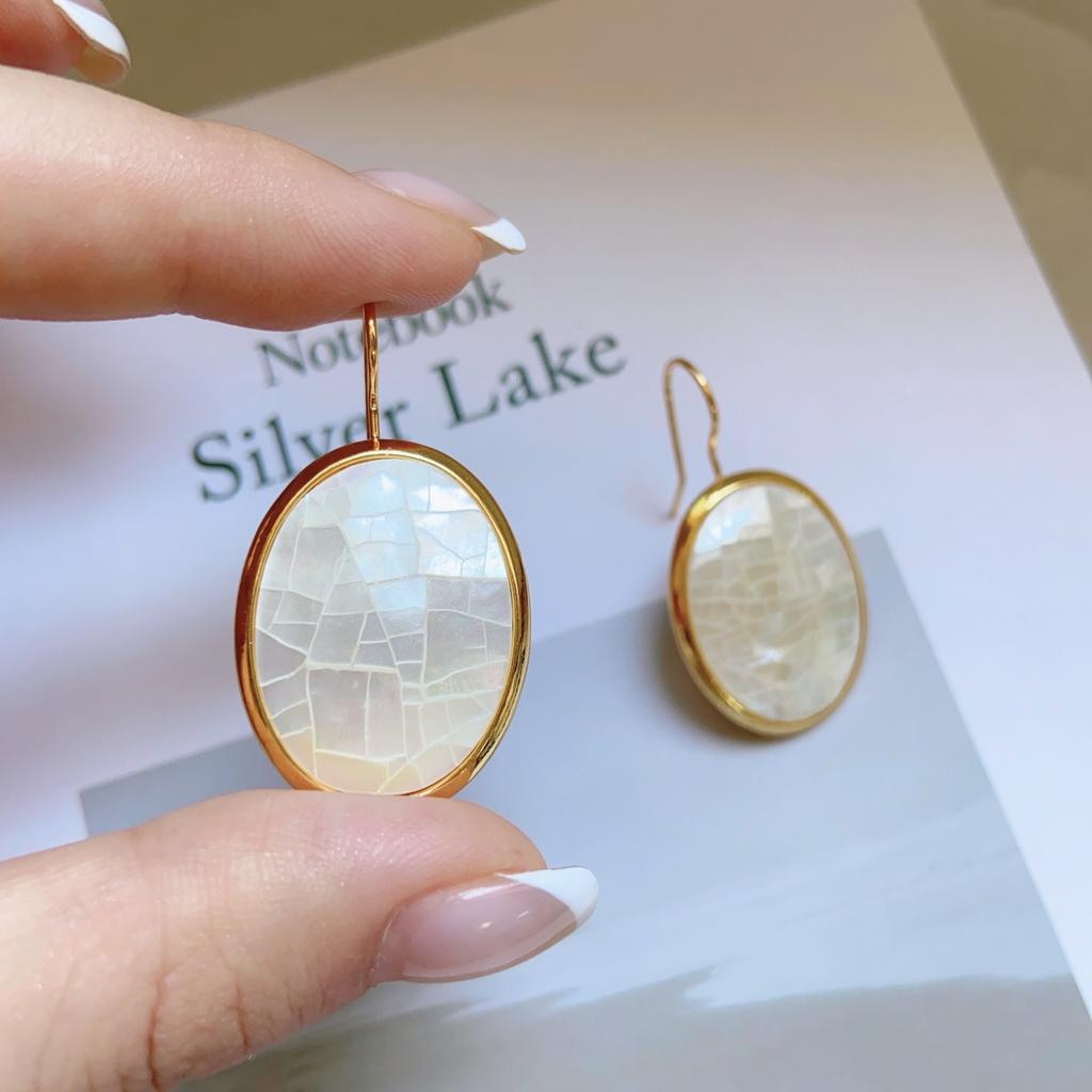 High End French Retro Shell Earrings, Women's Geometric Oval Temperament, Niche and Cold Style, Exaggerated Earrings, Light Luxury
