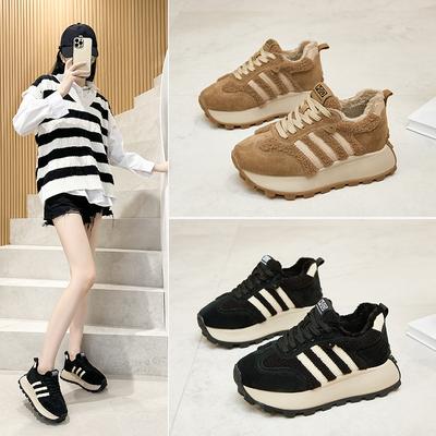 Tênis esportivos de lã de cordeiro novos sapatos Forrest Gump tendência de moda feminina sapatos casuais de pai versátil sola grossa que aumenta a altura tênis de treino alemães