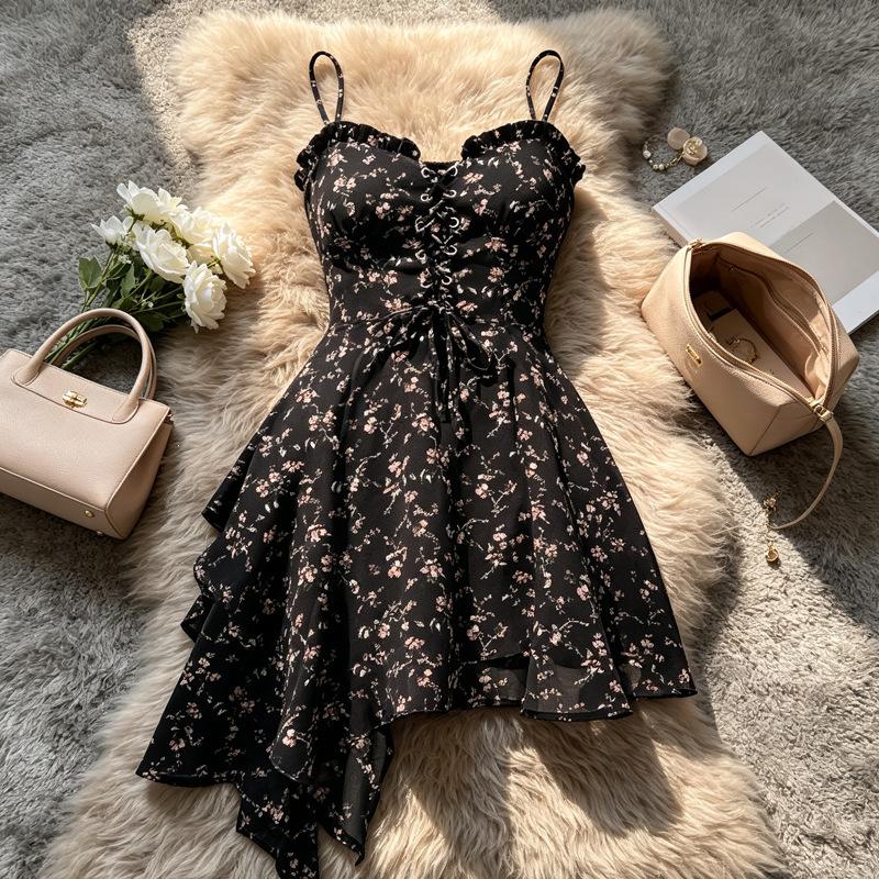 Pure French floral suspender skirt spring and summer new niche design feeling Spice girl waist floral dress