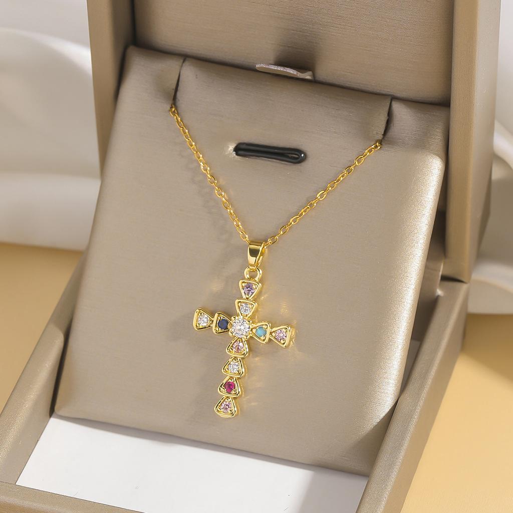 Cool Luxury Shiny Zircon Cross Pendant Necklaces for Women Men Fashion Stainless Steel Chains Collar Jewelry Accessories Gift
