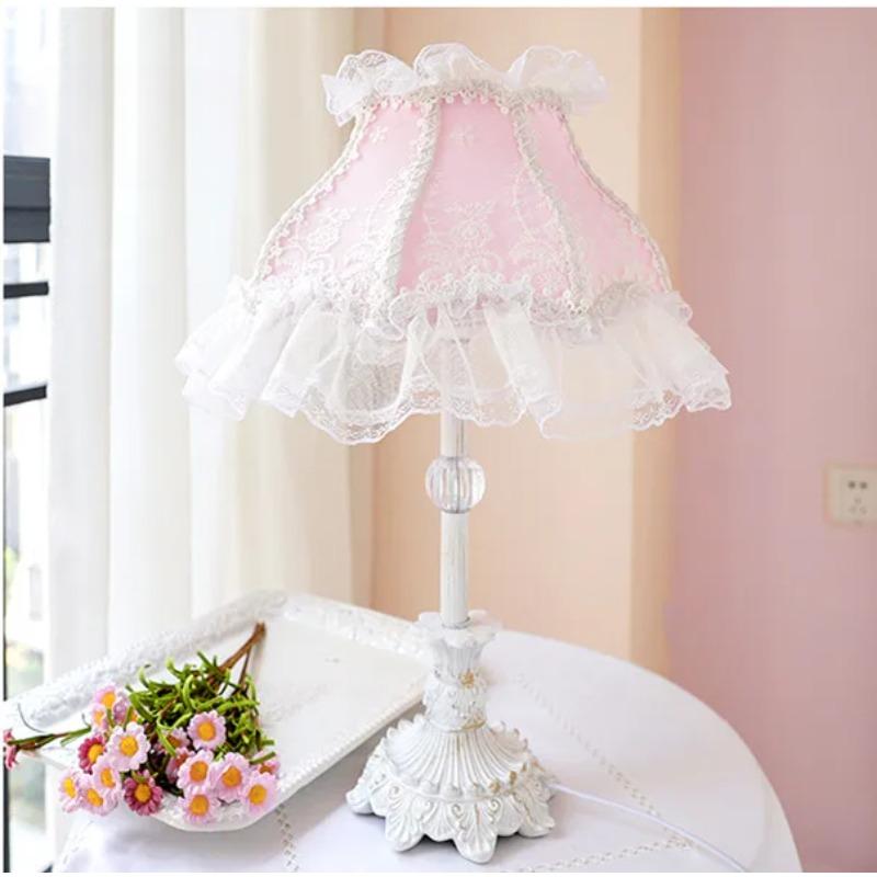 European Creative Lace Fabric White Table Lamps Korean Rural Maid Lovely Small Fresh Resin Lamps Bedside&foyer&bedroom SFY006