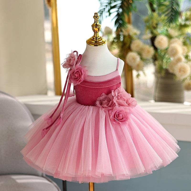 

Hostess Puffy Princess Dress: Flower Girl Wedding & Children s Piano Performance Outfit for Birthdays (One-Year-Old) 80cm