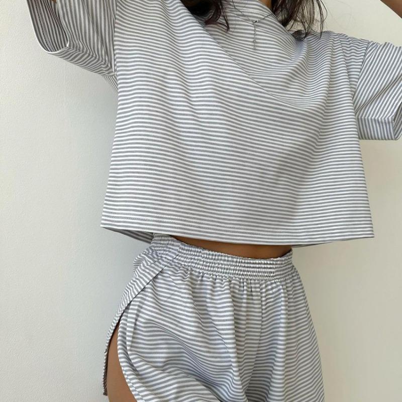 Pyjama d'été en tricot rayé à manches courtes pour femme, tenue ample et tendance
