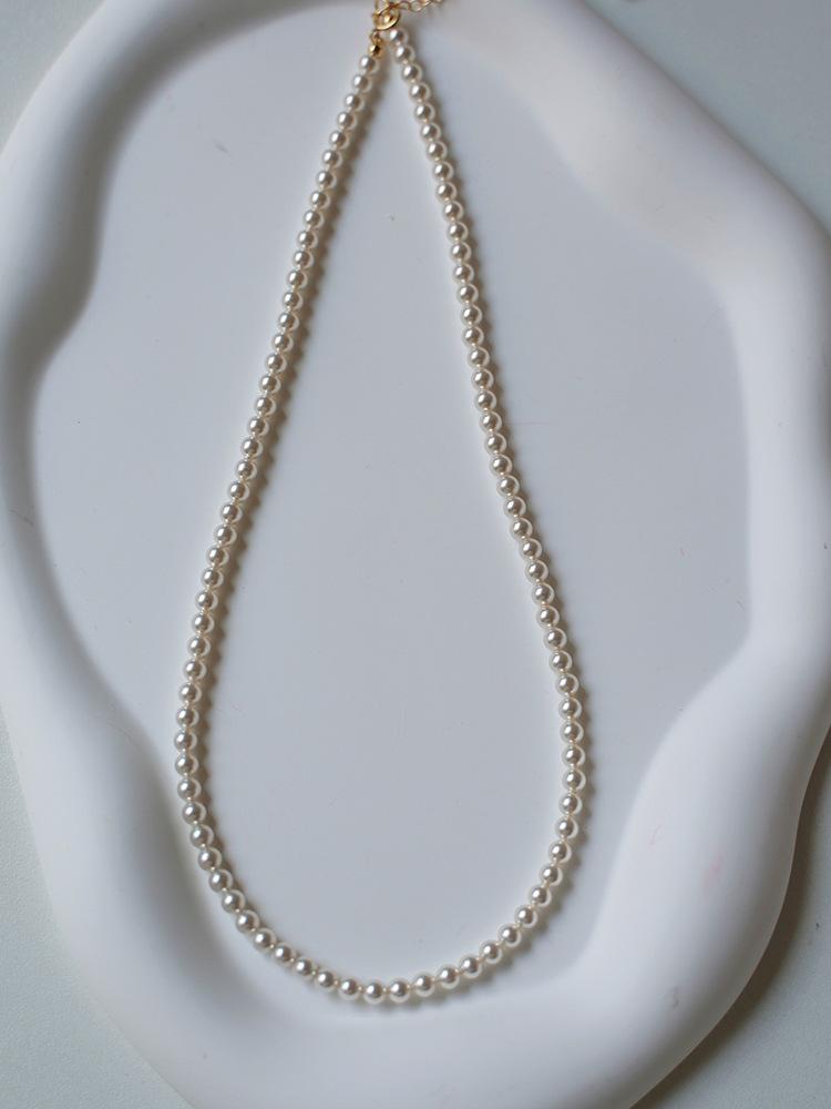 

Золотое ожерелье из ракушек для женщин Niche Hundred с передовым чувством невыцветания Niche Keybone Chain Small Cladan Cold ожерелье Jewelry 4mm белый