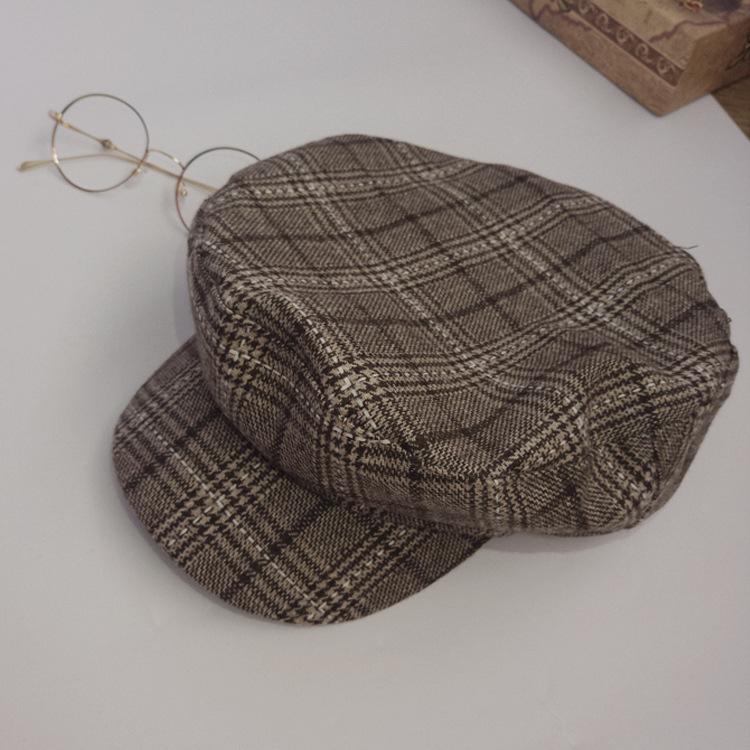 Literary and Retro Plaid Woolen Star Anise Hat Trendy Men and Women Autumn and Winter Warm Versatile Cap Painter Hat