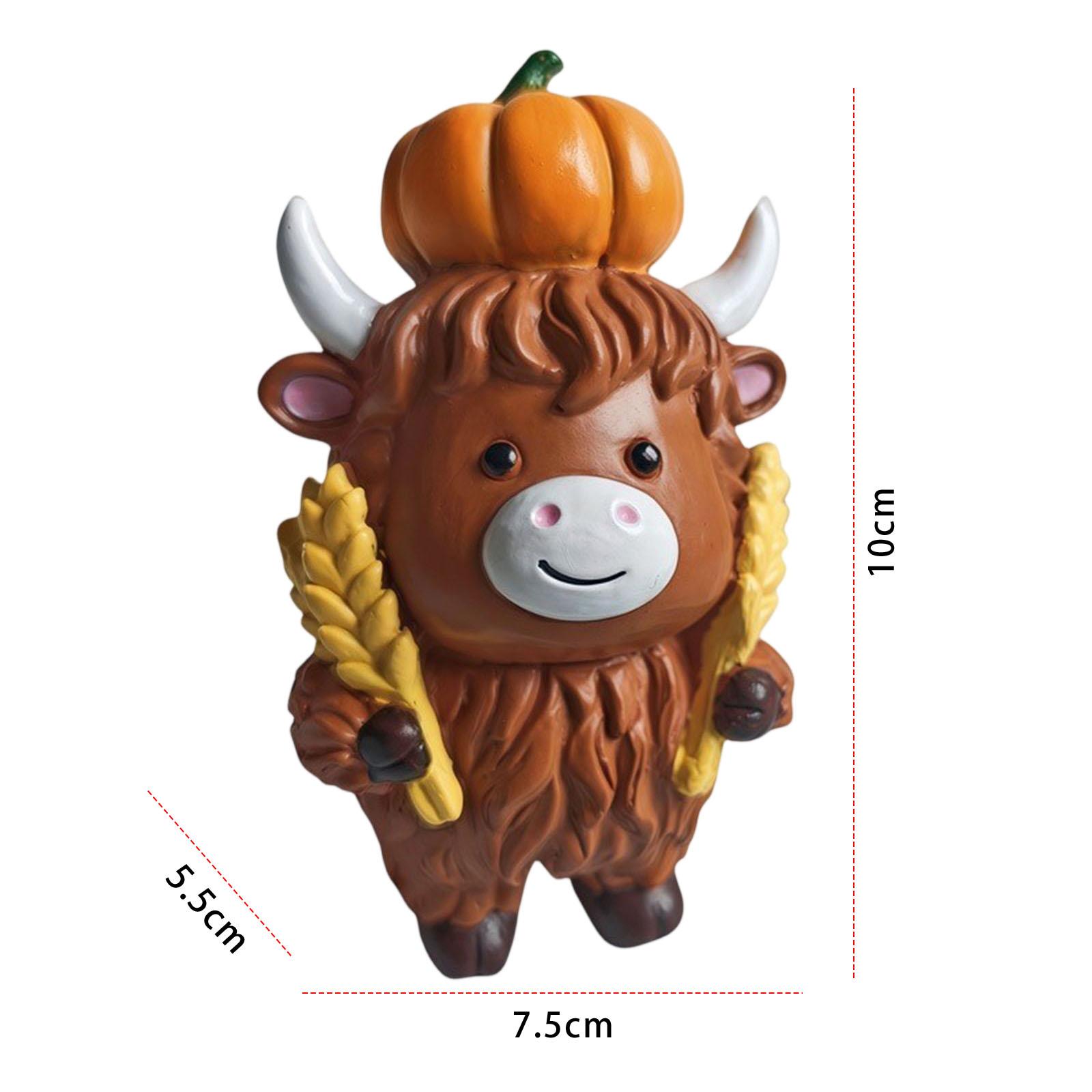 Cute Highland Cow Figurine with Santa Hat Highland Calf Desktop Ornament Lovely Christmas Decoration Gift for Garden Table Shelf