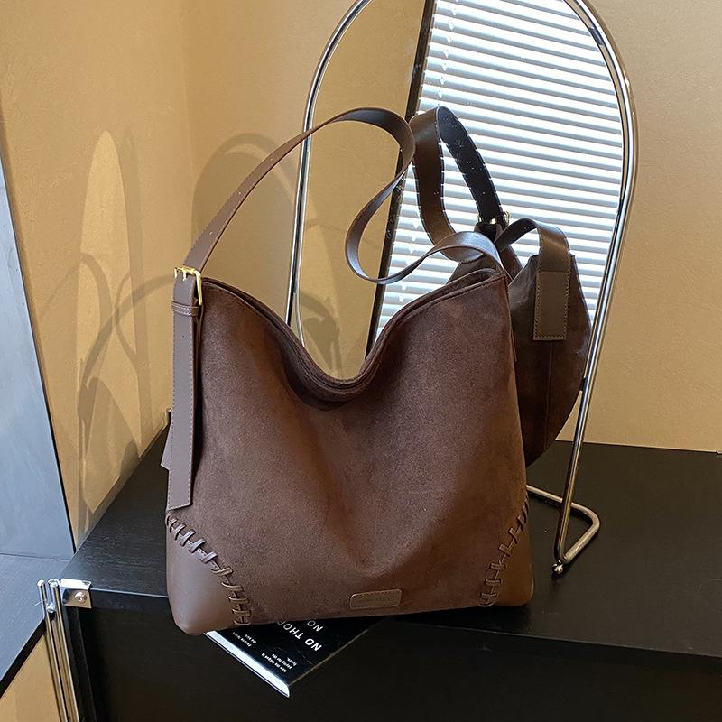 

Women s Versatile Retro Suede Tote Bag Crossbody, 2025 Autumn/Winter Collection 40*15*34 кавовий