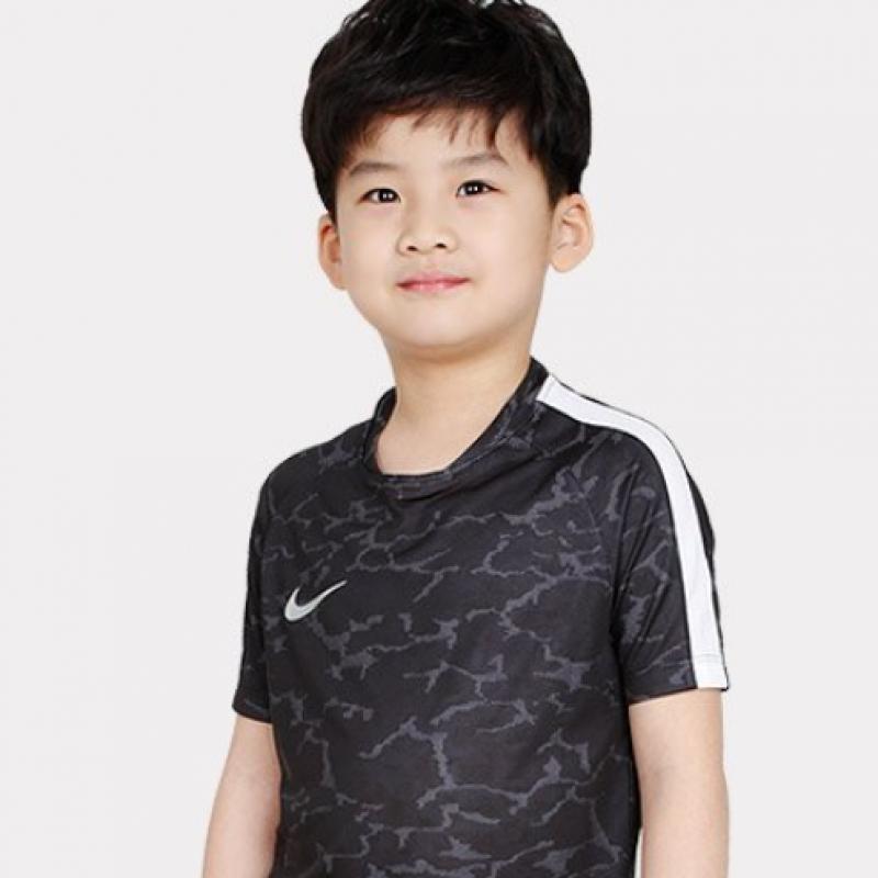 Nike Kids Flash Boy Cr7 Top 777541 011