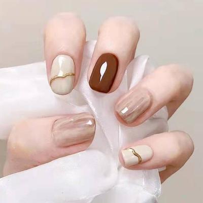 Podzimní a zimní barevná odnímatelná sada na zdobení nehtů - 24dílná svatební krátké umělé nehty