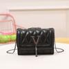 The New Diamond Classic Small Square Bag Is a Fashionable and Versatile One-shoulder Messenger Women's Bag.
