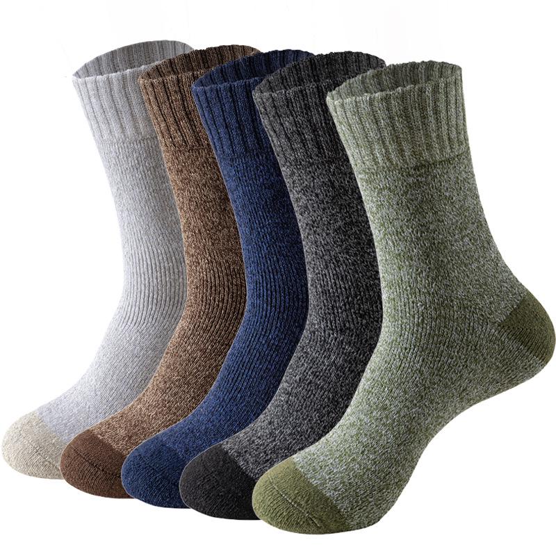Men's Thick Warm Mid-Calf Winter Socks for Outdoor Mountaineering