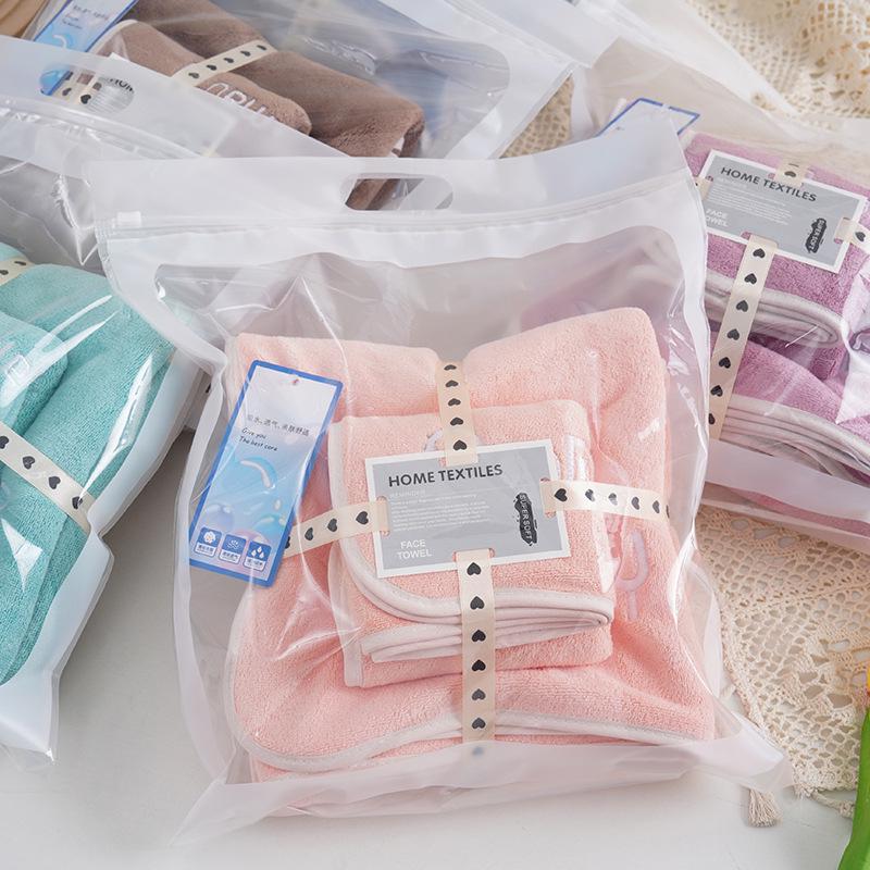 Soft, Water-Absorbent 2-in-1 Mother and Child Bath Towel Set