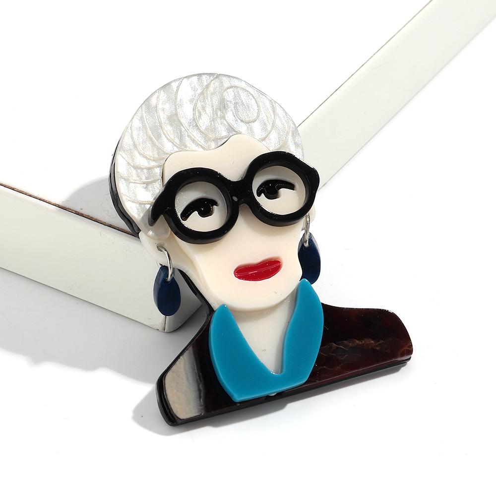 New Acrylic Glasses Lady Brooches for Women Resin Vintage Elegant Granny Figure Badge Lapel Pins Clothing Bag Accessories Gift