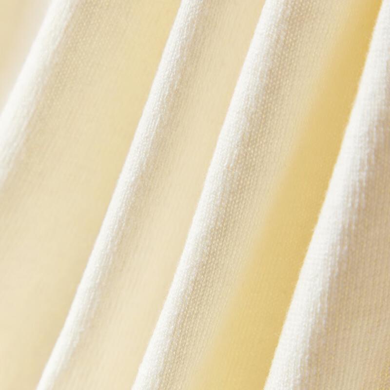 Qiu Shui Yi Ren Elegante V-Ausschnitt Strickjacke mit Spitze