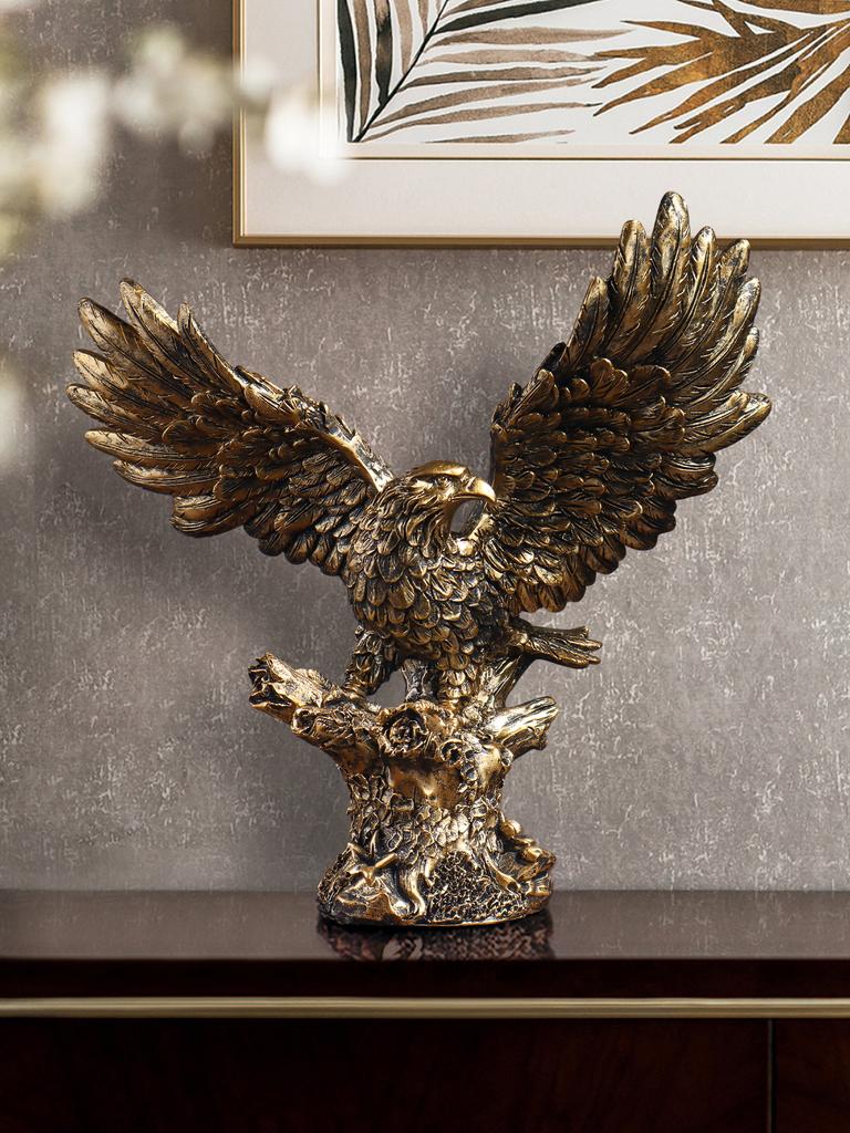 Eagle Standing on Tree Stump Statue, Resin Animal Sculpture, Home Decorative Accessories for Bedroom, Living Room, and Foyer