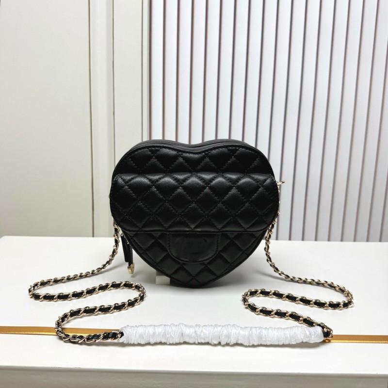 Heart-shaped Quilted Genuine Leather Shoulder Crossbody Handbag Small Daily Use Women
