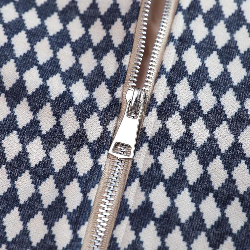 Chaqueta a cuadros con capucha Pasite 2025 Primavera/Otoño para mujeres de mediana edad