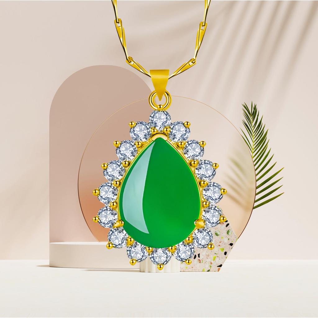 Yi Hua Petal Green Jade & Chalcedony Pendant Clavicle Necklace