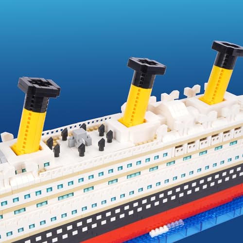 LULUFUN Microblock Titanic Ship Building Blocks Set, Toy, Ocean Cruise Ship Model, Assembly Kit, Gift for Birthdays, Christmas, Adults (4404 Pieces)
