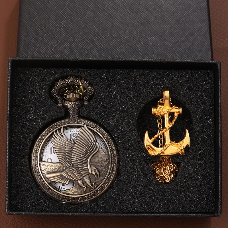 2pcs/set, Men's Pocket Watches Men's Fashion Classic Golden Hollow Eagle Pocket Watch&1PC Fashion Necklace Pendant, Father's Day Gift, Ideal for Gifts