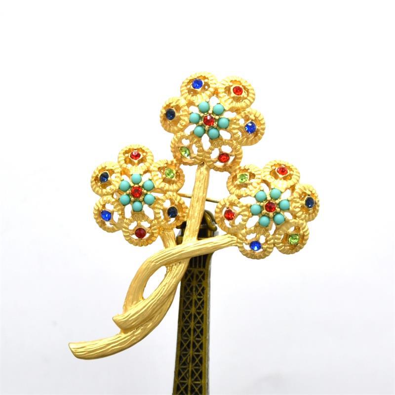 Baroque-Style Multicolor Matte Gold Brooch for Women