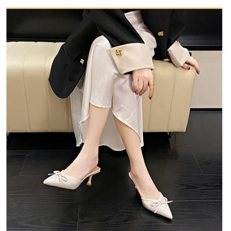 Fashion Patent Leather Bowknot Mule Slides Woman Pointed Toe Kitten Heel Pump Sandals Ladies  Bright Color Evening Party Dress Shoes
