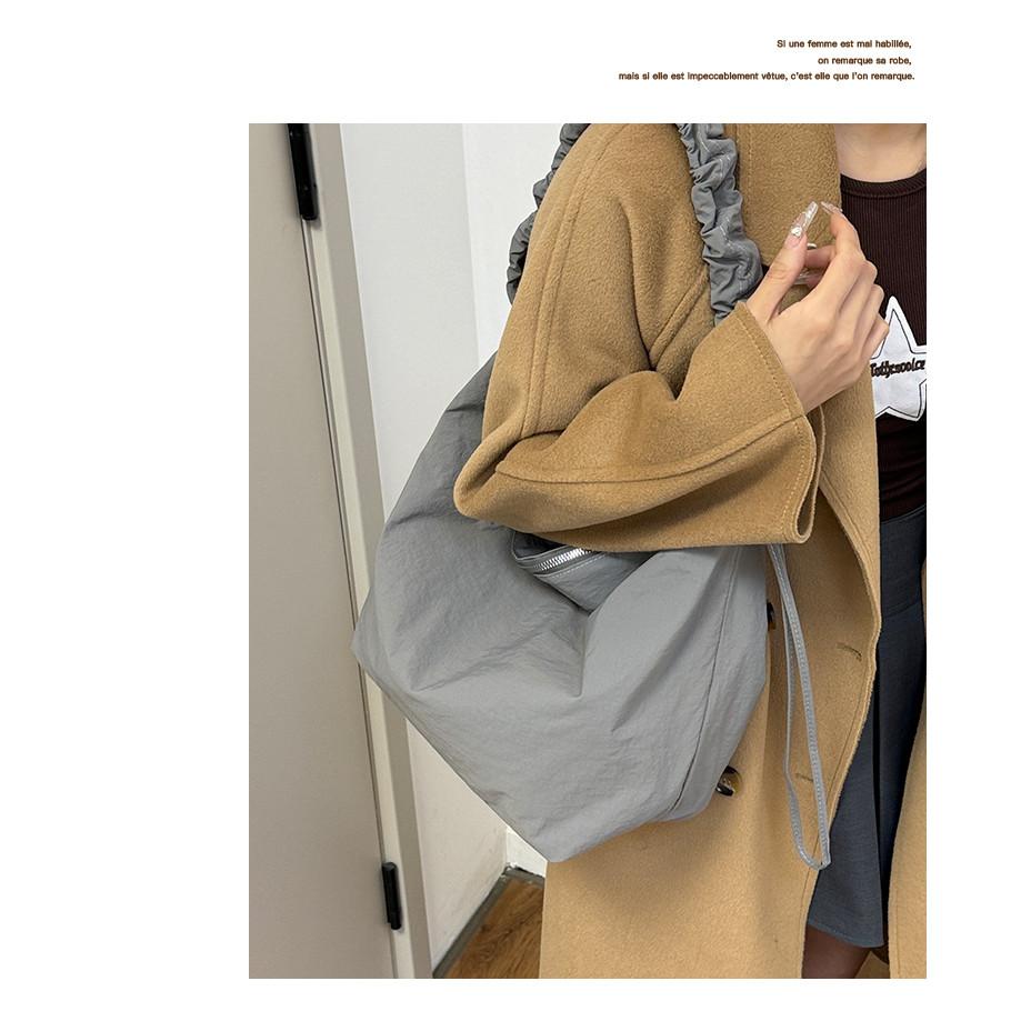 IELGY Oxford Canvas Large Capacity Cross-body Commuter Casual Tote Bag