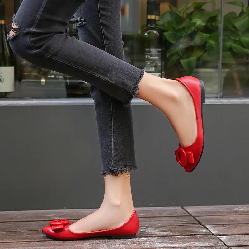 Fashion Large Size 46 Fashionable Bean Shoes for Women's Casual Lightweight, One Foot Shallow Mouth Pointed Flat Shoes Zapatos De Mujer