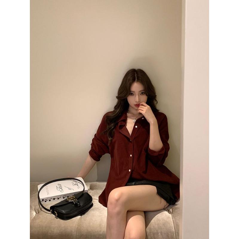 Camicia a maniche lunghe in velluto a coste bordeaux da donna, nuova per la primavera e l'autunno, top impilabile retrò, giacca