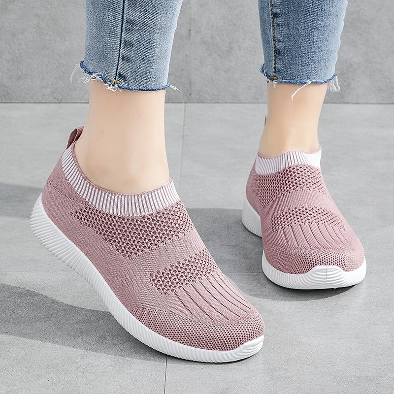 Casual shoes women's shoes fashion fly-woven shoes new breathable sports running shoes foreign trade low-top soft-soled comfortable socks shoes