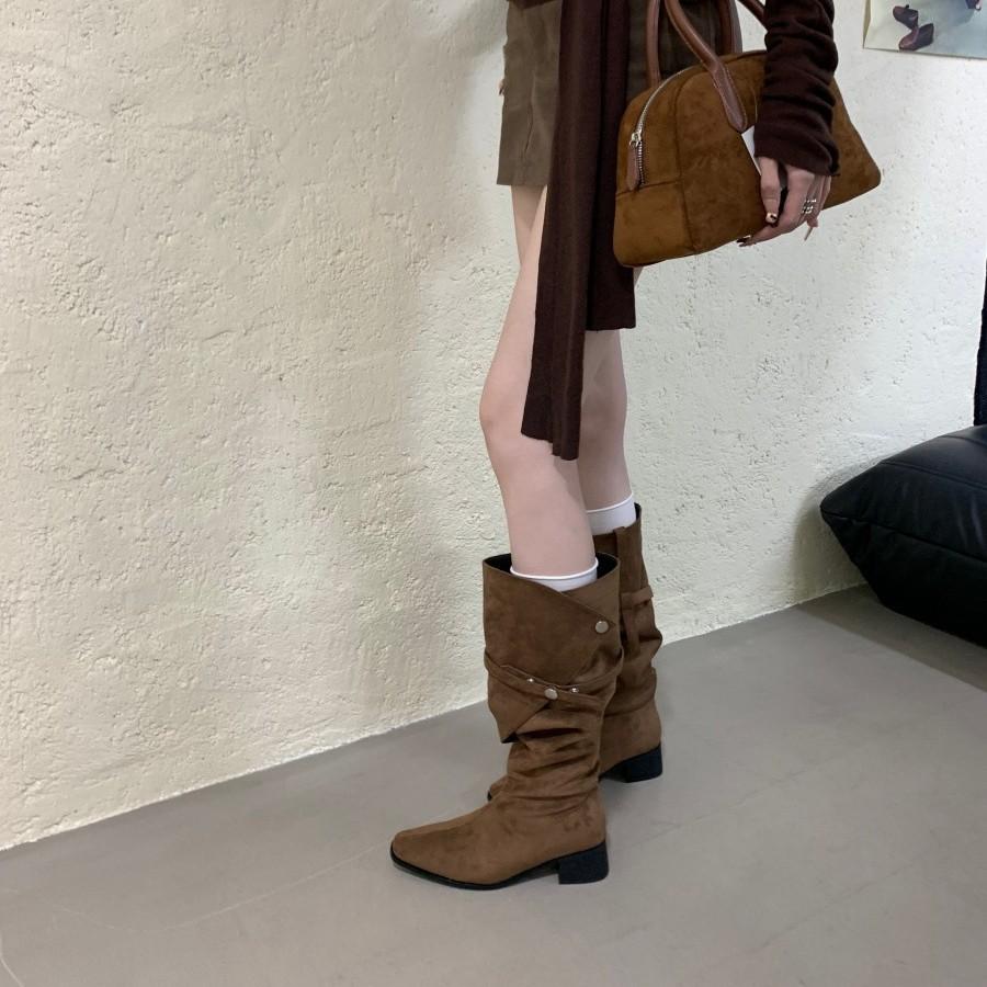 Korean Version of Retro Square Head Thick Heel Tall Knight Boots Women's 2025 Autumn and Winter New Stacking Boots Look Thin But Knee Boots