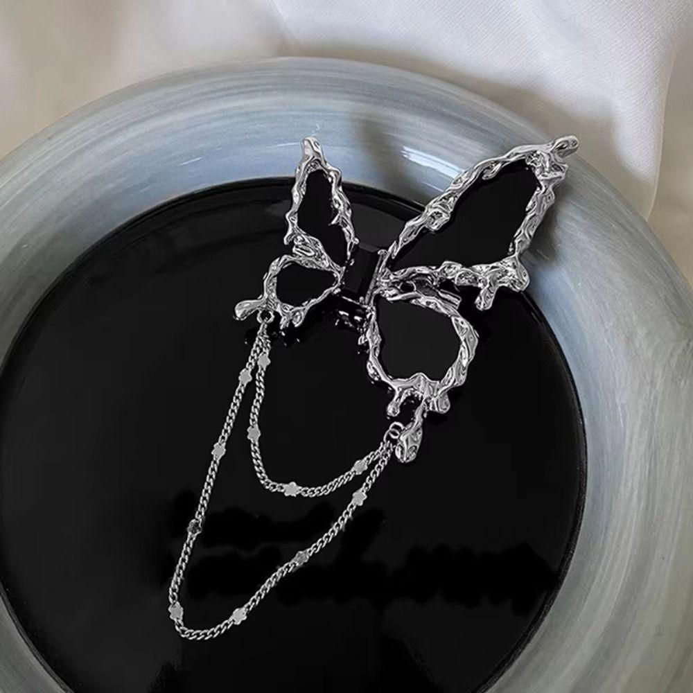 Tassel Pendant Butterfly Chain Brooch Pin Black Suit Badge Lapel Pins Clothing Accessories Jewelry