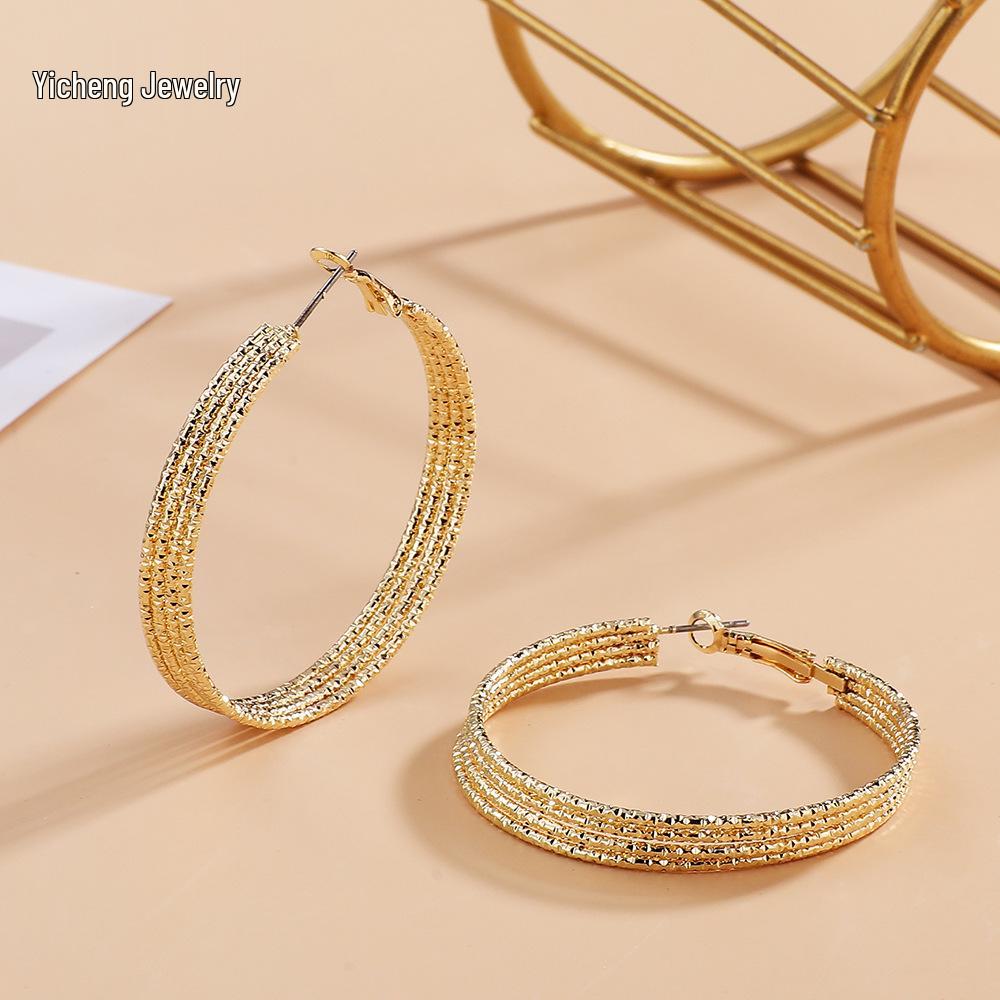 

Шикарные крупные серьги-кольца с европейско-американским шармом – Уникальный, универсальный и высококлассный дизайн золотой