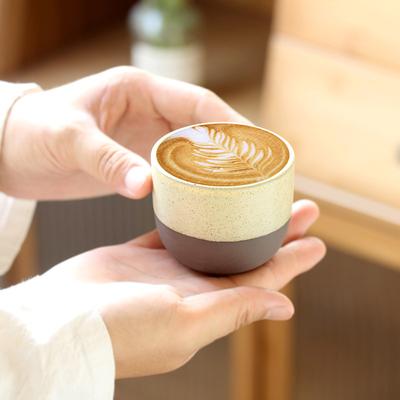 Japonský keramický šálek na čaj Retro matný hrubý porcelán Espresso šálky Ručně vyráběný kávový keramický hrnek Nápojové nádobí Dárek