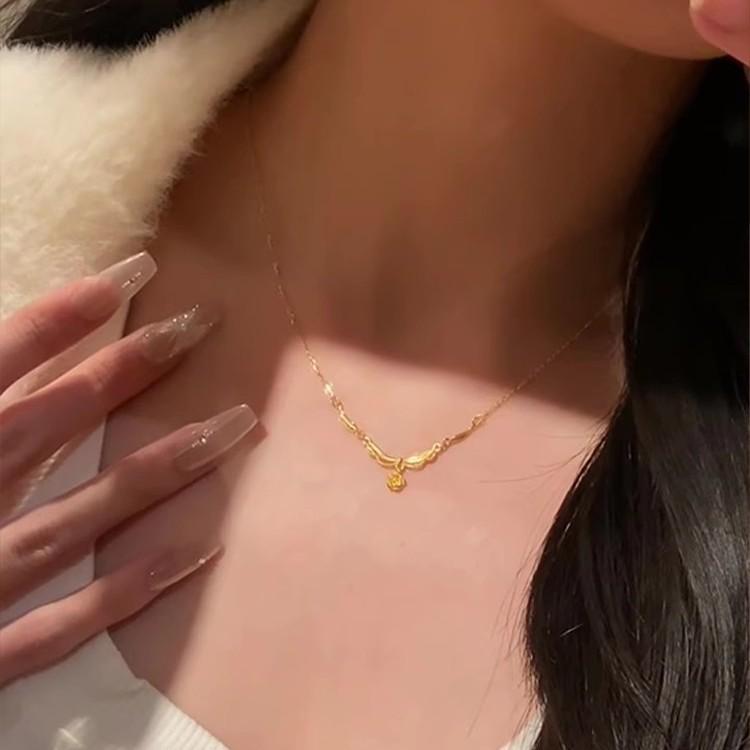 Dreamlike Lily of the Valley Tassel Necklace: Modern Chinese Craftsmanship for Women, Light Luxury, Clavicle Chain