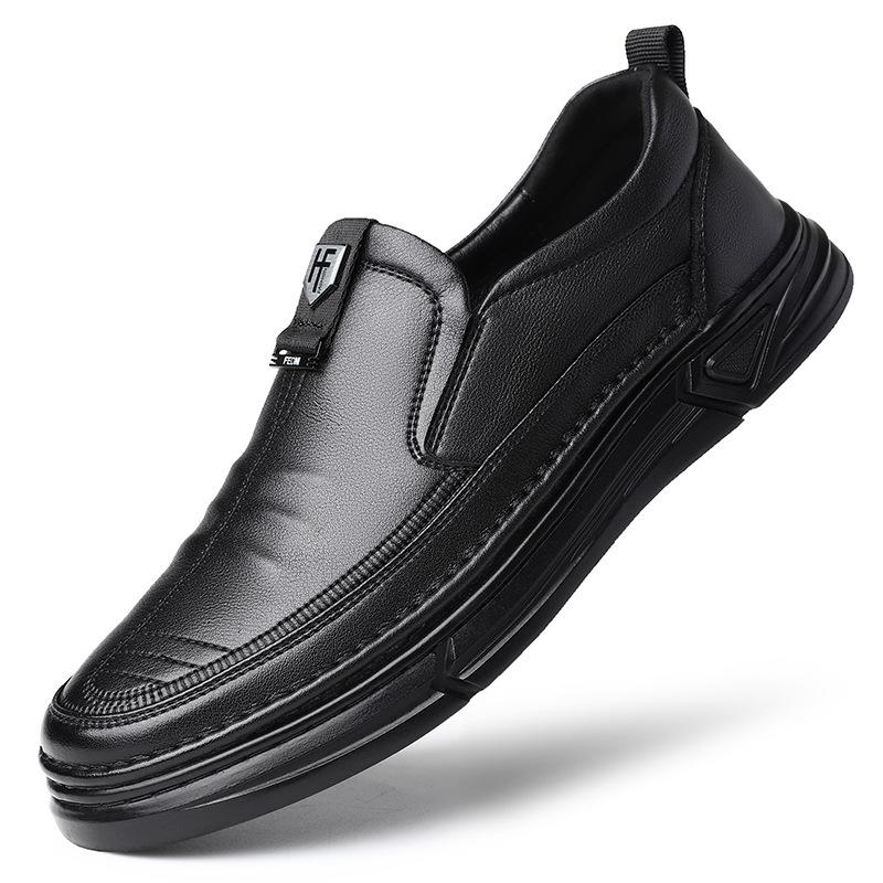 2025 printemps et automne nouvelles chaussures en cuir décontractées pour hommes chaussures pour pieds faites à la main en ligne chaussures de papa d'âge moyen 808
