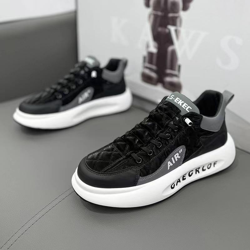 Spring and Summer New Korean Version of Men's Running Sports Shoes Fashionable Platform White Shoes Trendy Casual Versatile Men's Shoes