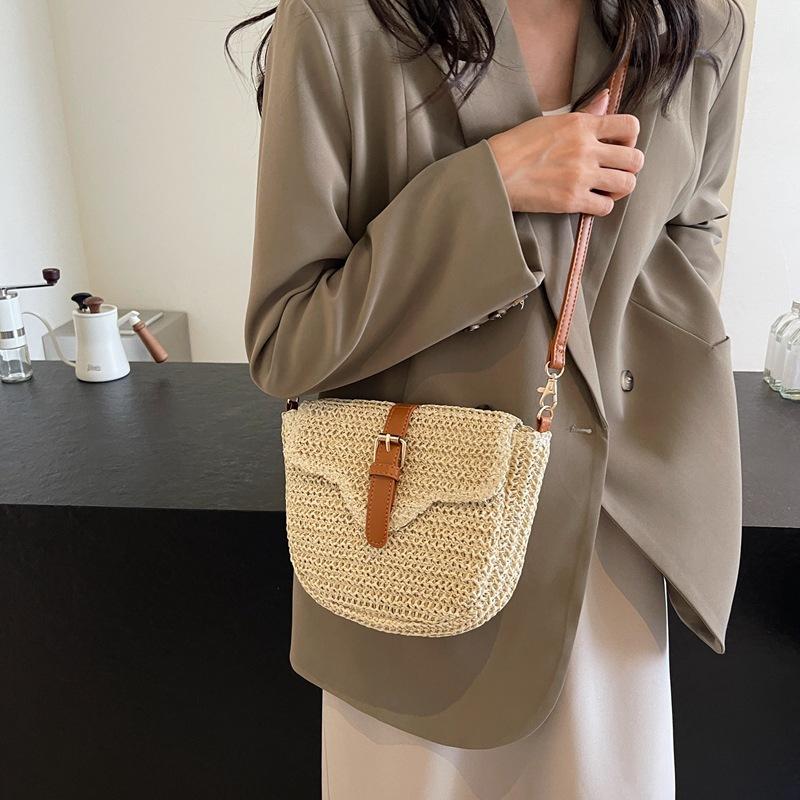 Fashion Bag Women's New Casual Versatile Beach Travel Personalized Messenger Bag