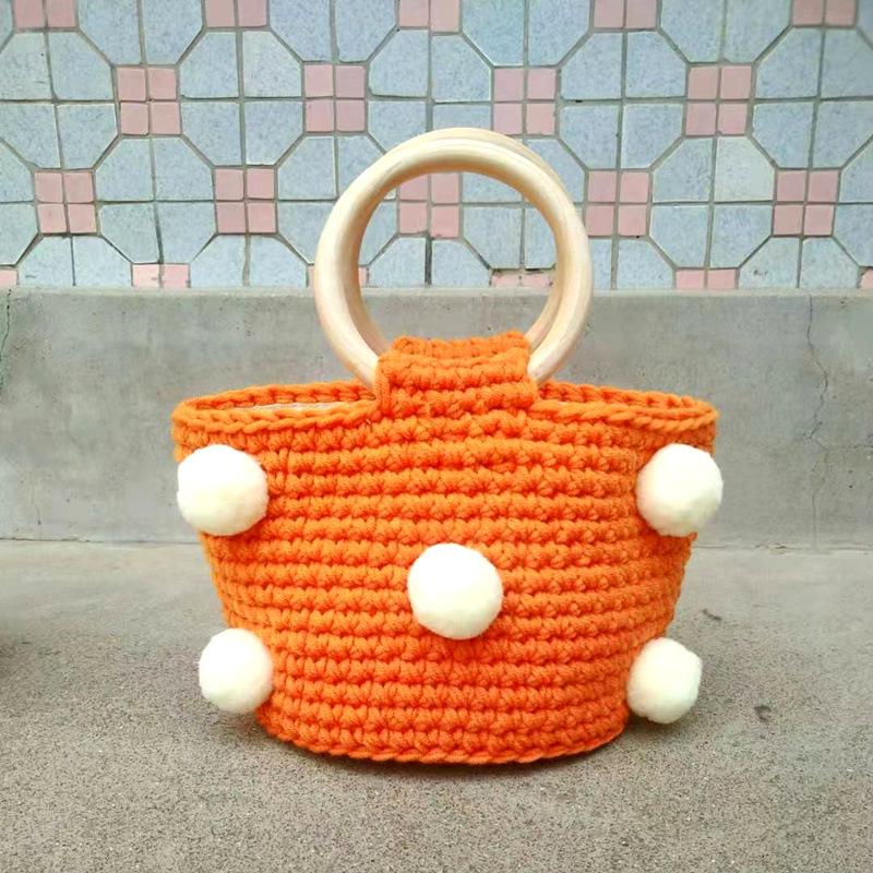 Yarn Knitting Pompom Bucket Handbag - Trendy Crochet Finished Women's Portable Bag