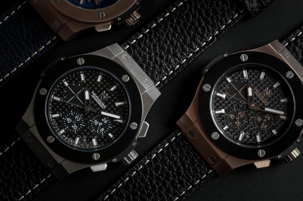 NEW model Hyakuichi wristwatch 100m waterproof chronograph date display pink gold carbon black leather belt [HYAKUICHI 101] No.8L